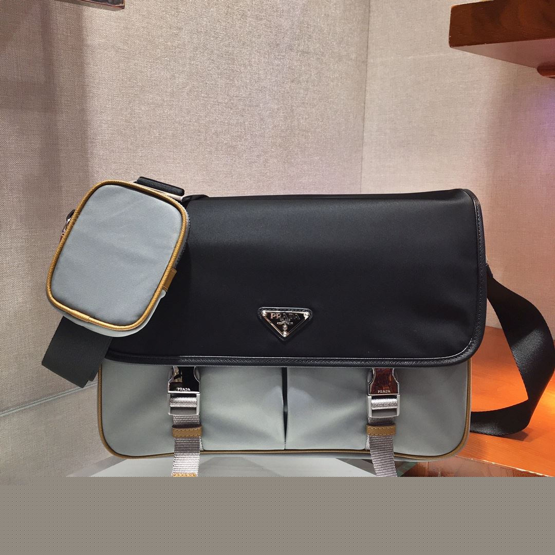 Pra*a satchel bags